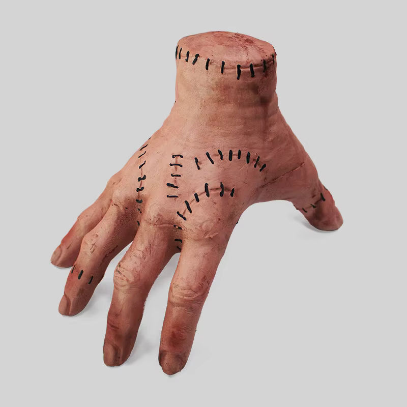 Halloween Horror Requisiten Adams Family Gebrochene Hand aus Latex und Kunstharz als Deko-Statue in Grau und Mehrfarbig - Bild 3