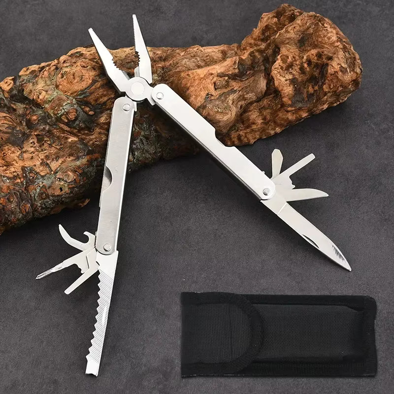 Dobeli Multifunktionales Outdoor-Camping-Multitool aus Edelstahl in Silber - Bild 1