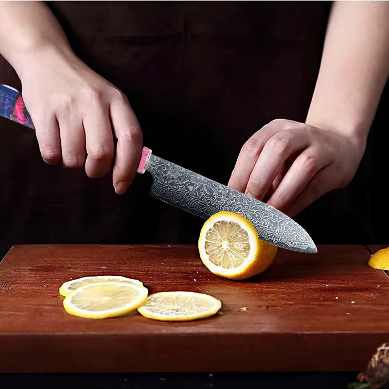 JUMCSONG Damaszener Küchenmesser mit VG10-Kern, 5 Zoll Schälmesser aus Damaststahl, weiß und mehrfarbig mit Holzgriff - Bild 3