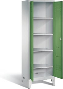 C+P Wäsche-Spind Classic mit Resedagrün Front und lichtgrauem Korpus, H 185,0 cm x B 61,0 cm x T 50,0 cm - Bild 1