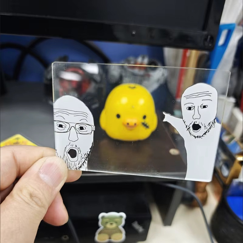 Kreatives Acryl-Lesezeichen mit Wojak und Soyjak Cartoon Motiven in Transparent - Bild 2