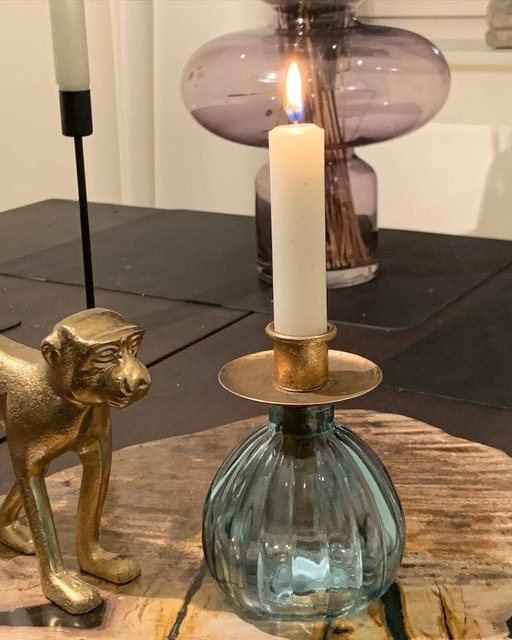 Goldener Kerzenhalteraufsatz für Flaschen im Vintage-Stil aus Metall und Glas für Stabkerzen - Bild 1