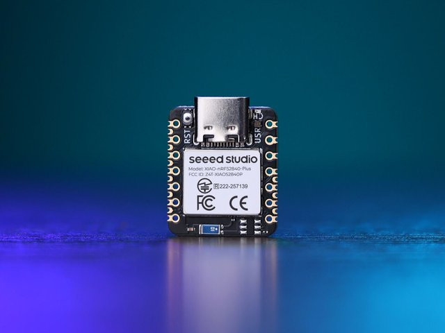 Seeed Studio XIAO nRF52840 Sense Plus Bluetooth-fähiges Entwicklungsboard in Schwarz - Bild 1
