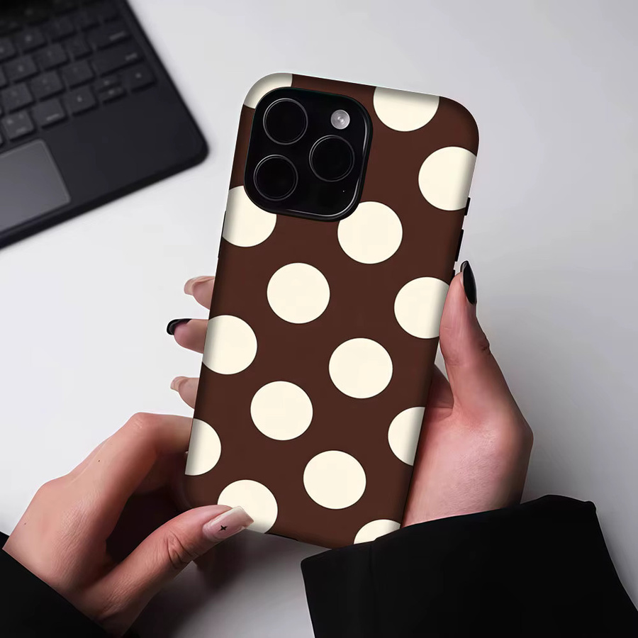 Aurbe 2-in-1 MagSafe Hülle mit mattem Film für iPhone 17 16 15 14 Plus Pro Max, stoßfeste Hartschale, Braun und Creme Polka Dots - Bild 5