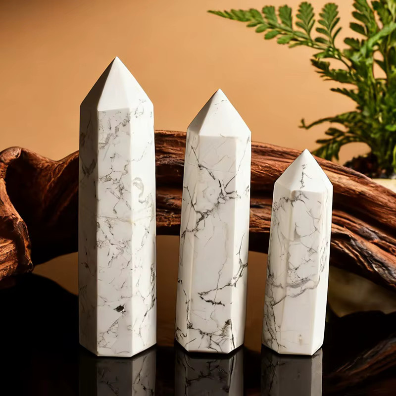 RYCRYSTAL Weißer Türkis Kristall Obelisk aus Quarz als dekoratives Heilstein-Ornament - Bild 2
