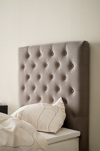 SKENE Kopfteil von Jotex, Wandmontage, Polsterteil aus Stoff in Beige und Grau, Breite: 90 cm, Höhe: 122 cm, Tiefe: 10 cm - Bild 1