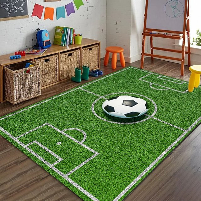 VIKAMA Fußballfeld-Teppich als rutschfeste und verschleißfeste Spielmatte für das Kinderzimmer in Grün - Bild 1