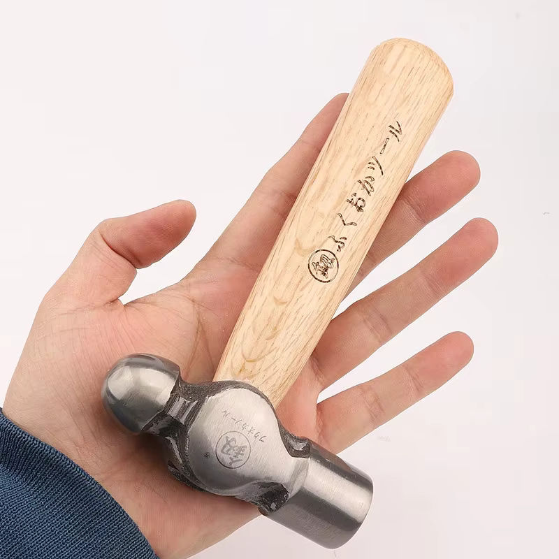 TOTNEND Monteurhammer aus Eisen mit poliertem Massivholzgriff in Silber - Bild 2