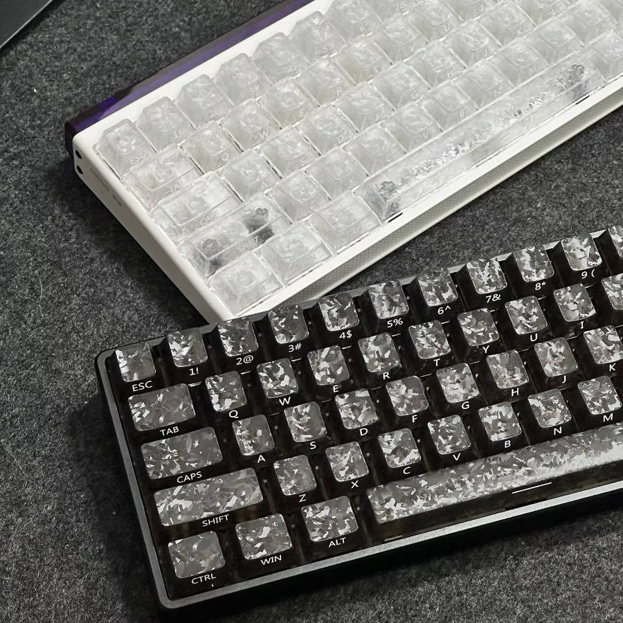 Letter Drive Tastenkappen mit Kohlefaser-Textur in Schwarz und Weiß, Cherry-Profil, seitlich bedruckte transparente PC-Tastenkappen für mechanische MX-Tastaturen - Bild 4