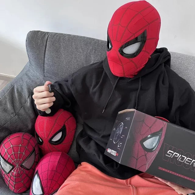 Bandai Marvel Miles Spider-Man 1:1 Maßstab Elektronische Maske, Cosplay-Spielzeug - Bild 1