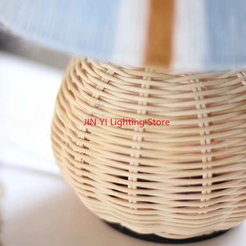 JIANKEXING Rattan Stehlampe im antiken Stil, handgewebt, mehrfarbig, inklusive Lichtquelle - Bild 3