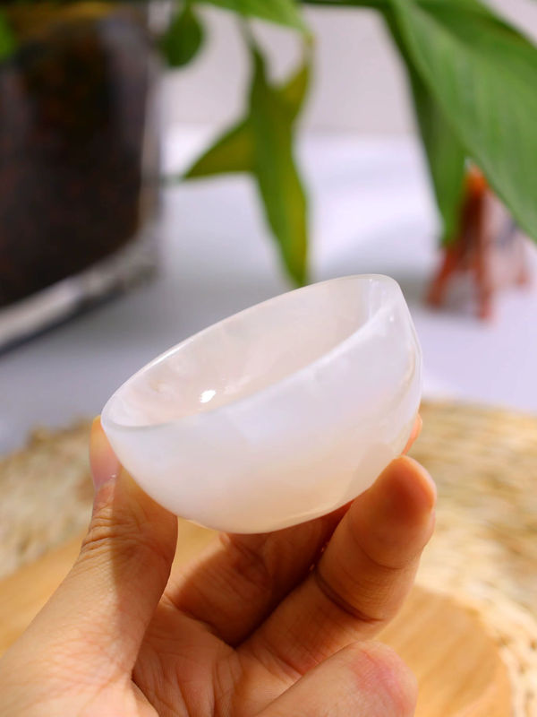 Natürliche Selenit Schüssel aus weißem Quarz Kristall als Chakra Gitter für Meditation und als Ornament - Bild 7