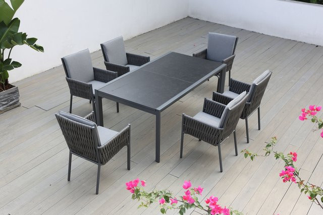 OUTFLEXX Garten-Essgruppe aus Aluminium und Polyrattangeflecht in Anthrazit mit ausziehbarem Tisch und 6 Sesseln - Bild 1