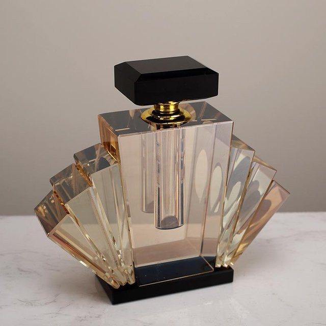 Yiran Furniture Moderne Parfümflasche aus Glas mit Geometrischem Design in Transparent - Bild 1