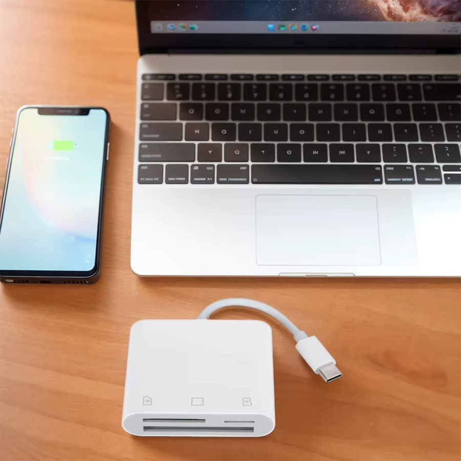 Alloet 3-in-1 USB-C Speicherkartenadapter für SD, TF und CF in Weiß für iPad, iPhone 15 und MacBook - Bild 2