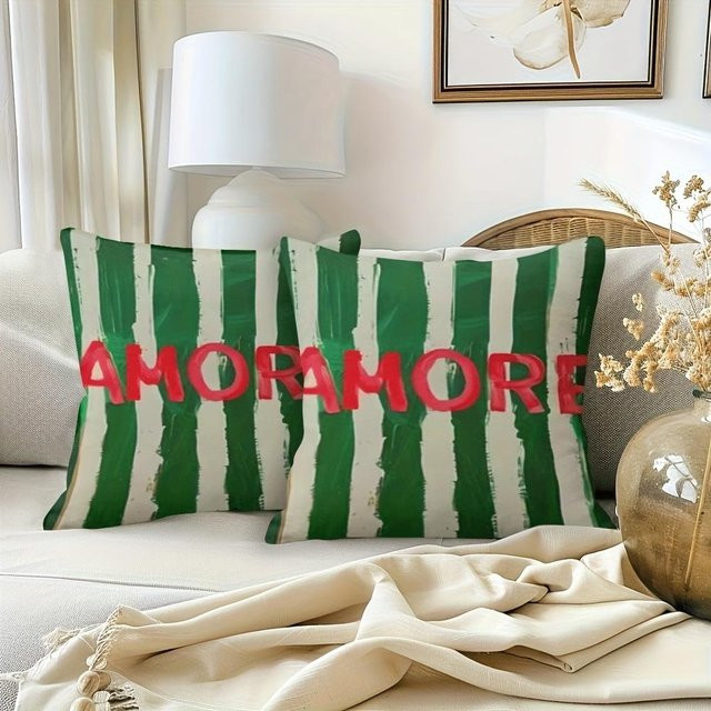 2er-Set dekorative Kissenbezüge von JMG Clothing mit gestreiftem Buchstaben-Druck in Weiß und Grün, B/H: 45 x 45 cm - Bild 1