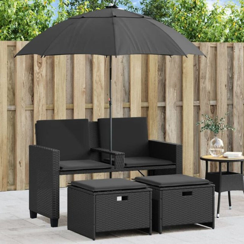 vidaxl Gartensofa 2-Sitzer Set mit Sonnenschirm und Hocker aus Poly-Rattan in Schwarz - Bild 1