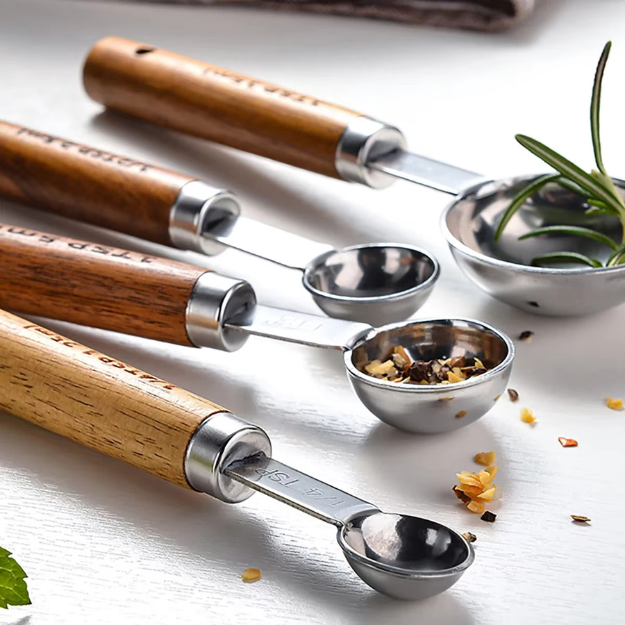 8-teiliges Messbecher-Set aus Edelstahl von JANKNG in Silber mit Messlöffeln und Messbechern für deine Küche - Bild 3