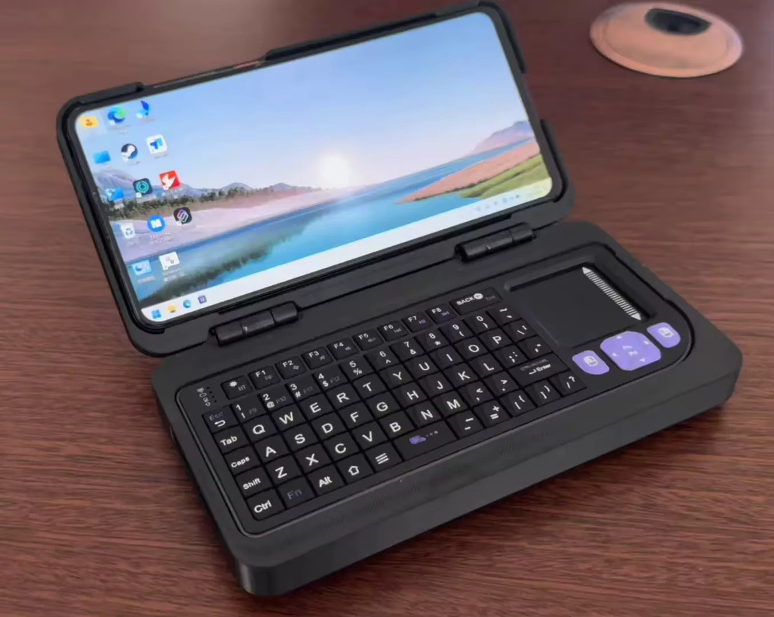 Dual-OS Mini-PC mit Touchscreen, 6GB RAM und 128GB Speicher in Weiß - Bild 3