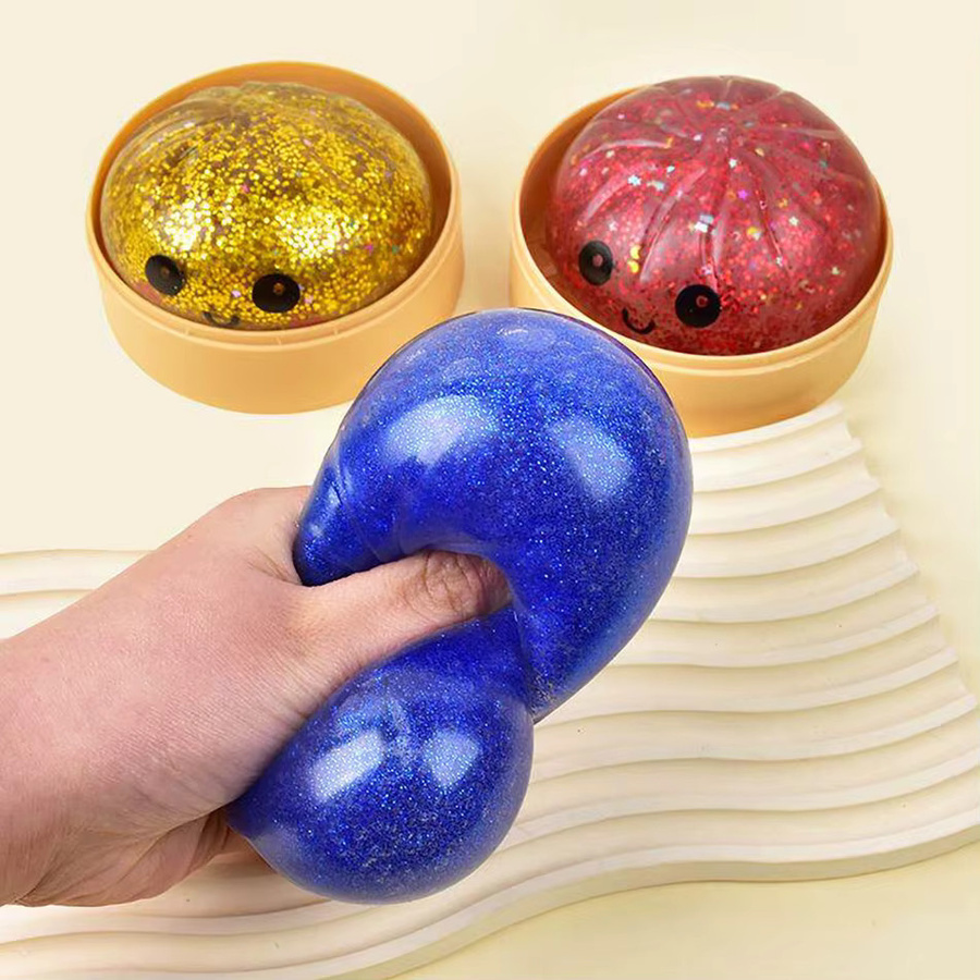 Bandai Riesen-Knödel-Squishy-Stressball, Quetsch-Spielzeug - Bild 3