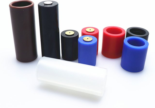 FATUBE Batterieadapter Kunststoff und Messing für 18650 auf 21700, 20700 und 26650 in Weiß - Bild 1