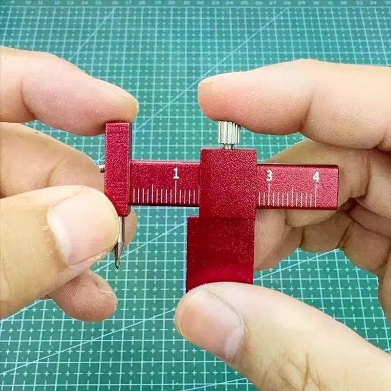 HUXUAN Paralleles Anreißlineal aus Metall in Rot für professionelle Konturpositionierung und präzises Anreißen - Bild 3