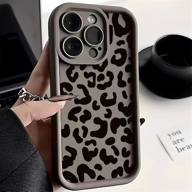 Stoßfeste Handyhülle mit Leopardenmuster von Yiran in Braun für iPhone Modelle - Bild 1