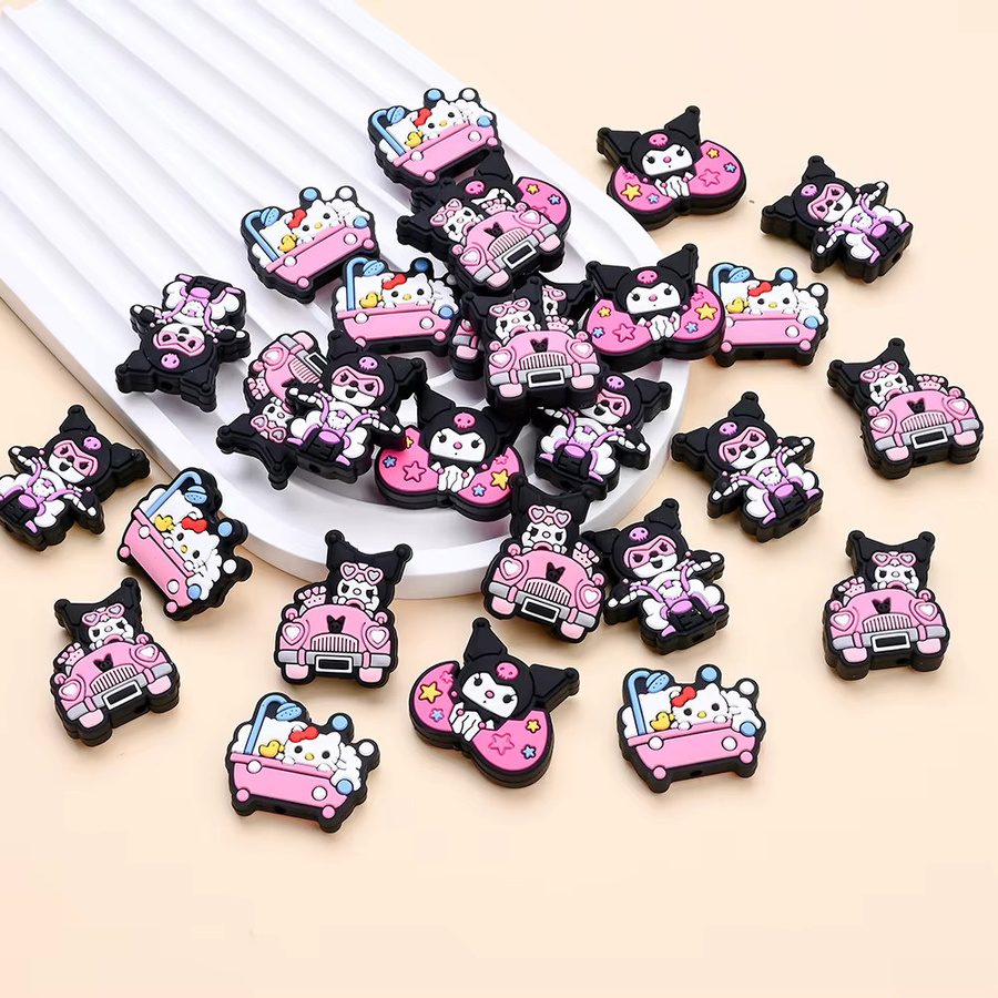 8 Stück flache Silikonperlen mit Sanrio-Motiv in Bunt für dein DIY Schmuckzubehör und Schnullerketten-Clips - Bild 2