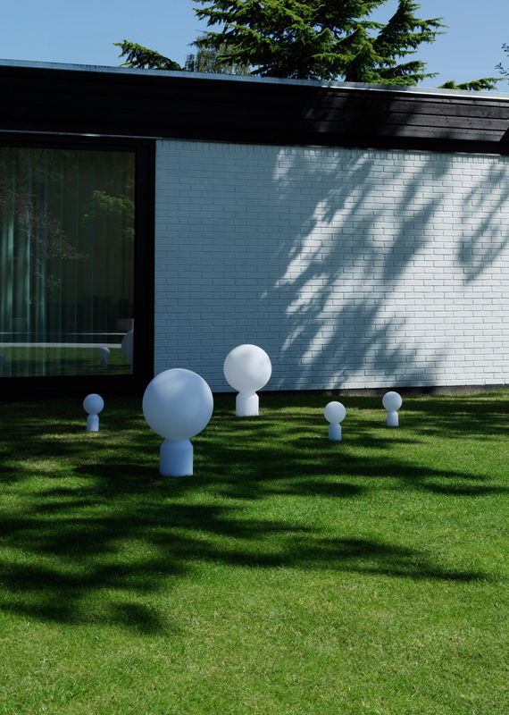 Normann Copenhagen Yo Tischleuchte in Weiß für Innen- und Außenbereich - Bild 3