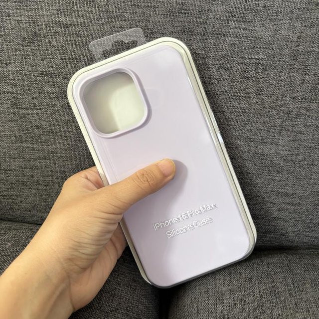 Apple Original Silikon Schutzhülle für iPhone in Purple, Anti-Rutsch und Schmutzabweisend - Bild 1