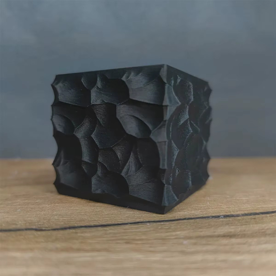 Schwarzer Obsidian Stifthalter aus Kunststoff als multifunktionaler Schreibtisch-Organizer für dein Büro oder Zuhause - Bild 2
