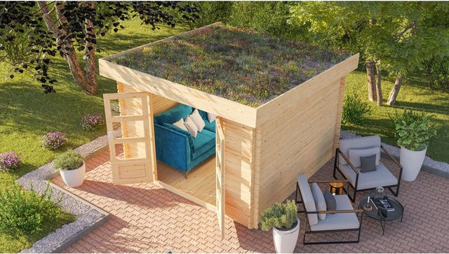 Karibu Gartenhaus aus Blockbohlen in Rosé mit Dachbegrünung und naturbelassener Holzoberfläche - Bild 1