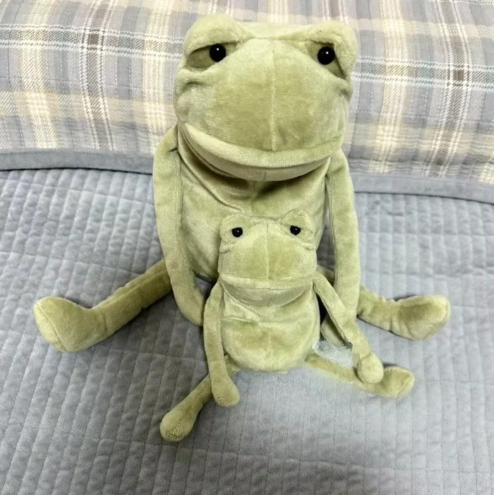 XUYUAN Kawaii Trauriger Frosch Ornament in Grün als Schreibtischdekoration und Heimdekorationszubehör - Bild 3