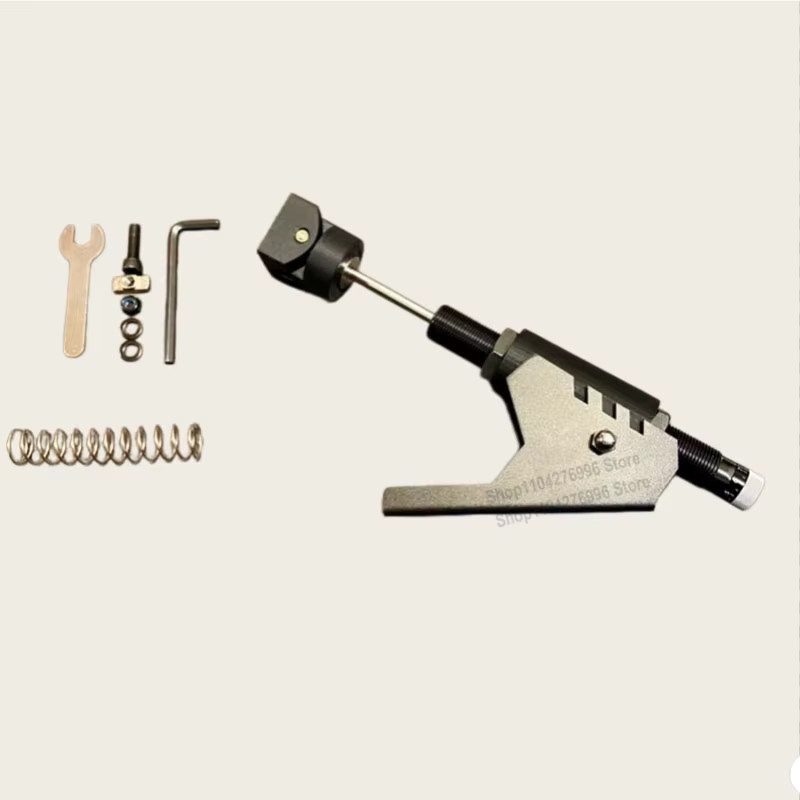 Thrustmaster DIY-Nachrüstsatz für T598 Pedale mit hydraulischer Dämpfung, Rennspiel-Pedalset in Schwarz mit Bremse, Gas und Kupplung - Bild 2