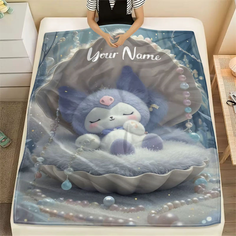 ZIZ Kuscheldecke mit individuellem Namen in Blau mit Muschel- und Perlenmuster sowie Plüschtierfoto - Bild 4