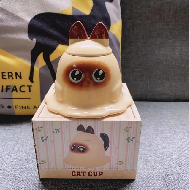 Yiran Furniture Kawaii Siamkatze Keramiktasse in Beige mit 300 ml Fassungsvermögen - Bild 1