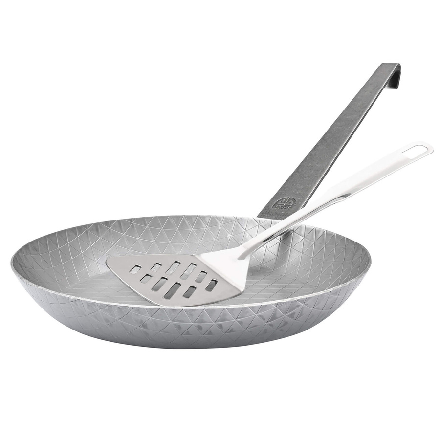 GRÄWE Schmiedeeiserne Bratpfanne mit extra hohem Rand Ø 28 cm inklusive Pfannenwender - Bild 1
