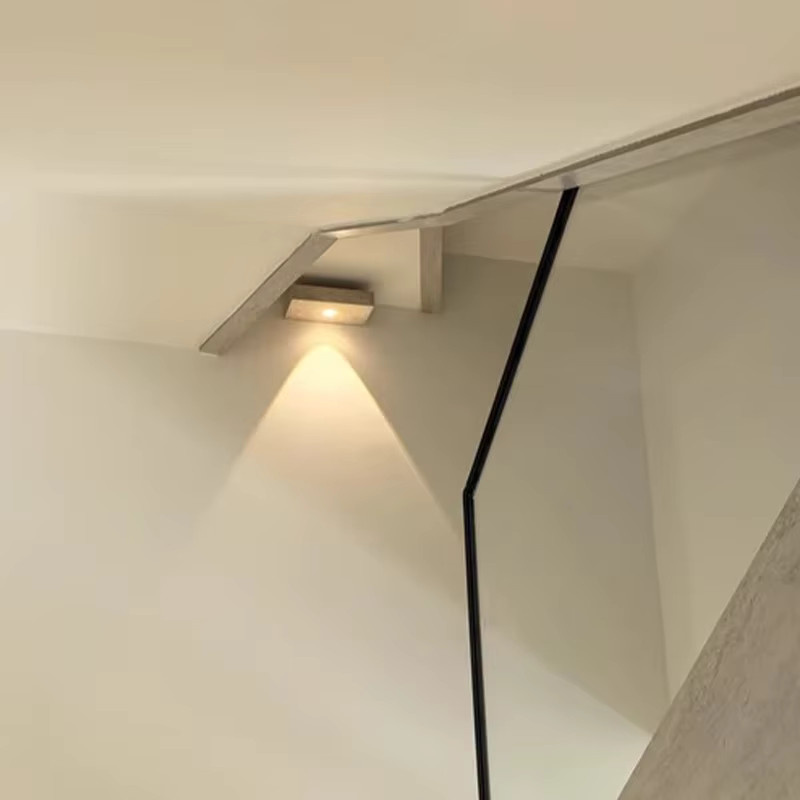 Moderne LED-Wandleuchte aus gelbem Travertin-Stein in Beige im minimalistischen Wabi-Sabi-Design für Schlafzimmer und Hotels - Bild 4
