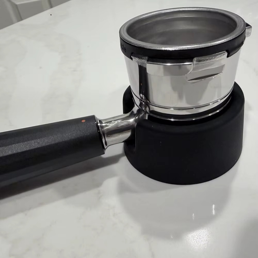 Ninja Silikon Espresso-Tampingstation und Siebträgerhalter in Schwarz, kompatibel mit Ninja Luxe Cafe ES601 und ES701 - Bild 6