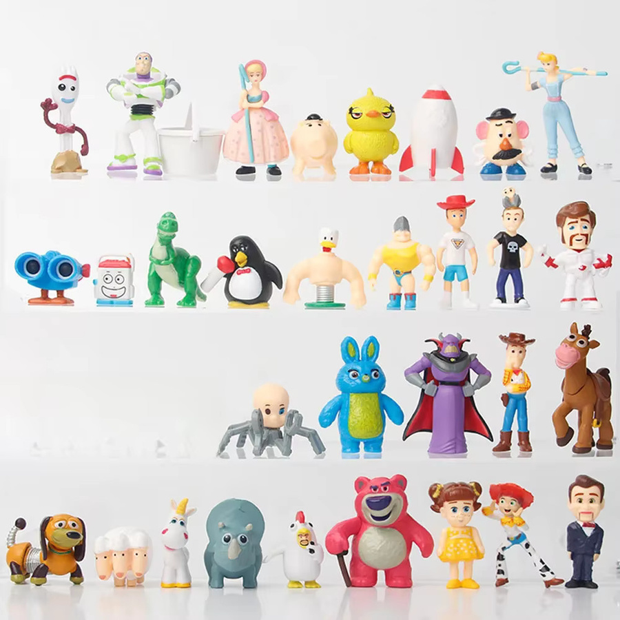 Bandai Disney Woody Buzz Lightyear Actionfiguren, 36-teiliges Set - Bild 1