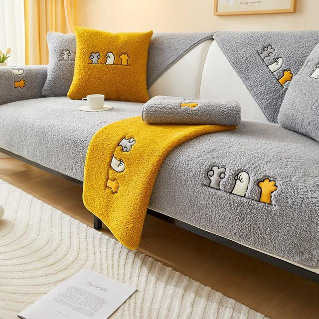 Nordisches Sofa Kissen aus Lamm-Samt und Plüsch in Grau, quadratisch, B/T/H: 45 x 45 x 1 cm - Bild 1