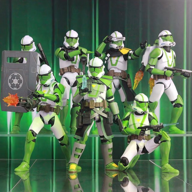 Hasbro Star Wars Commander Doom's Unit Clone Command ARC Trooper 104. Wolfpack Kamino 6" Actionfigur - Bild 1