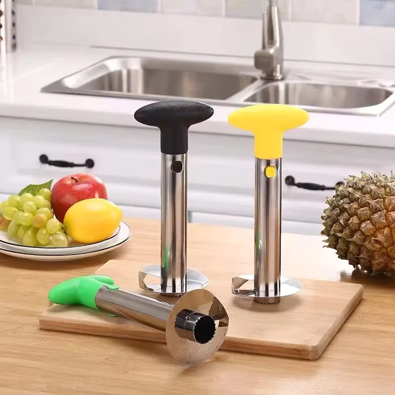 Ananas-Schneider und -Schäler aus Edelstahl in Silber und Grün - Bild 3