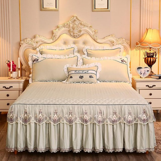 Gesteppte Tagesdecke aus gebürsteter Spitze von Your Warm Home in Beige, 3-teiliges Set, B/B: 180 x 220 cm - Bild 1