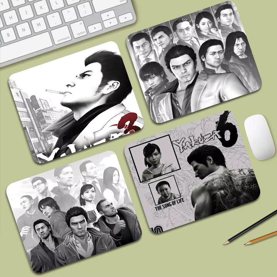 Rastar Y-Yakuza 0 Game Anime Mauspad in Multicolour mit rutschfester Gummibasis für Computer und Laptop - Bild 2