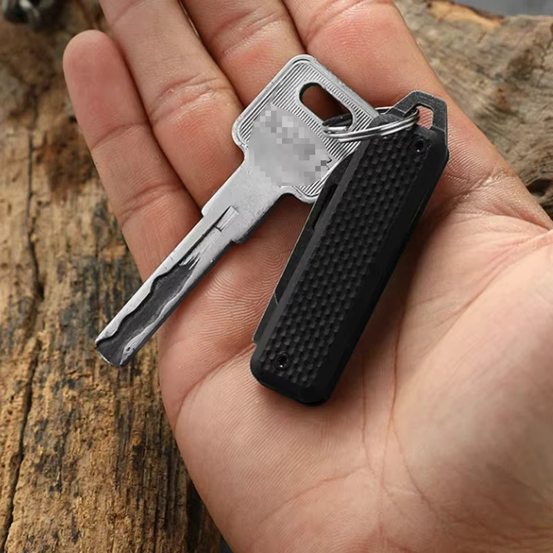 JIXIU Mini Outdoor Klappmesser in Schwarz für Camping und Alltag - Bild 3
