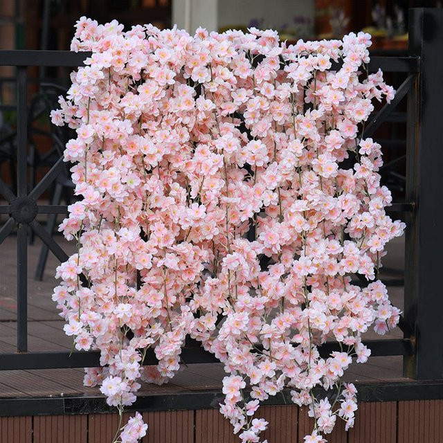 Künstliche Sakura-Blumen Ranke in Pink aus Textil für deine Dekoration - Bild 1