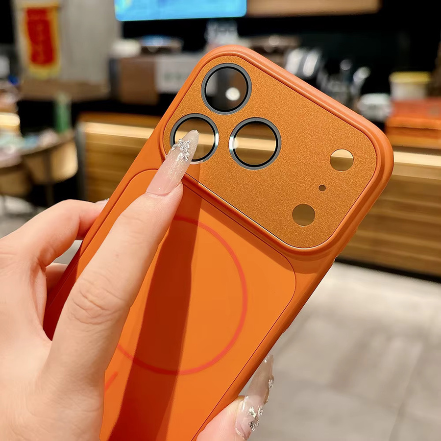 Stoßfeste magnetische Schutzhülle von aierkeba für iPhone 17 16 15 14 13 Pro Max in Weiß mit MagSafe Unterstützung für kabelloses Laden - Bild 3