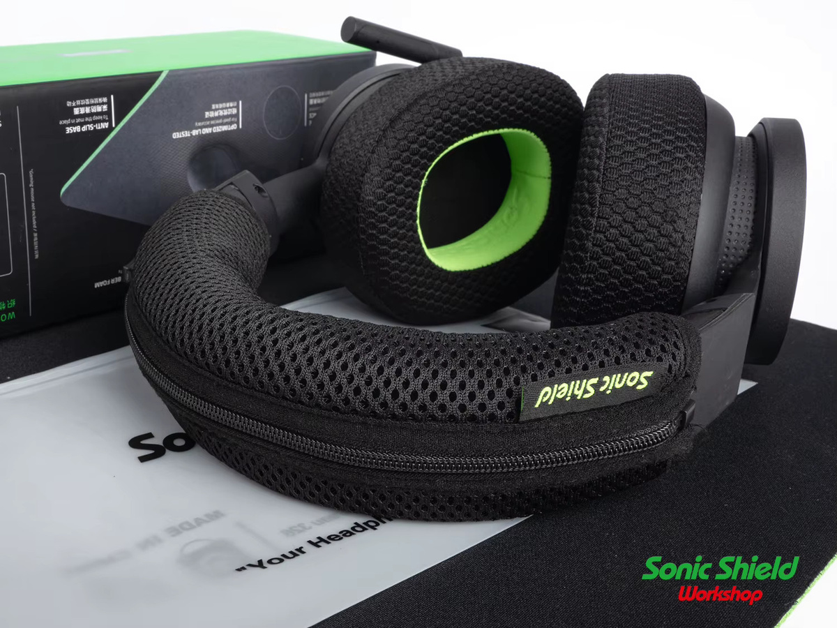 Ersatz-Ohrpolster aus Memory-Schaum und Mesh für Microsoft Xbox Series X/S, One und PC in Schwarz - Bild 2