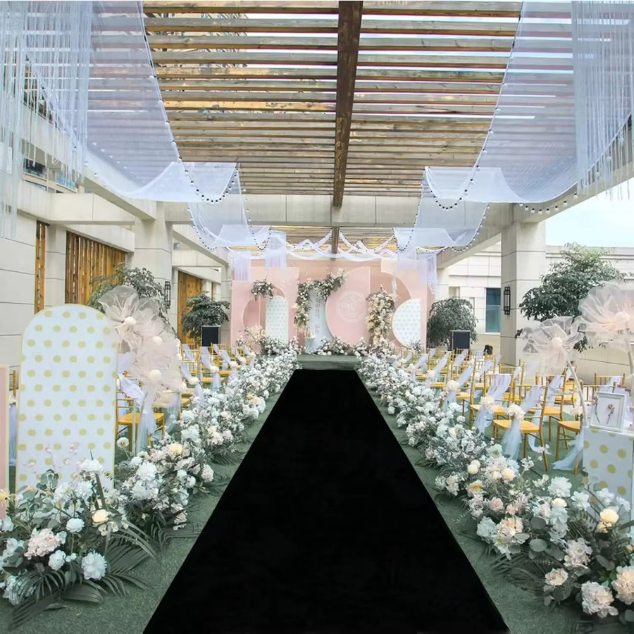 Rutschfester schwarzer Gangteppich für Hochzeiten, Bankette und Innen- oder Außenbereiche - Bild 1